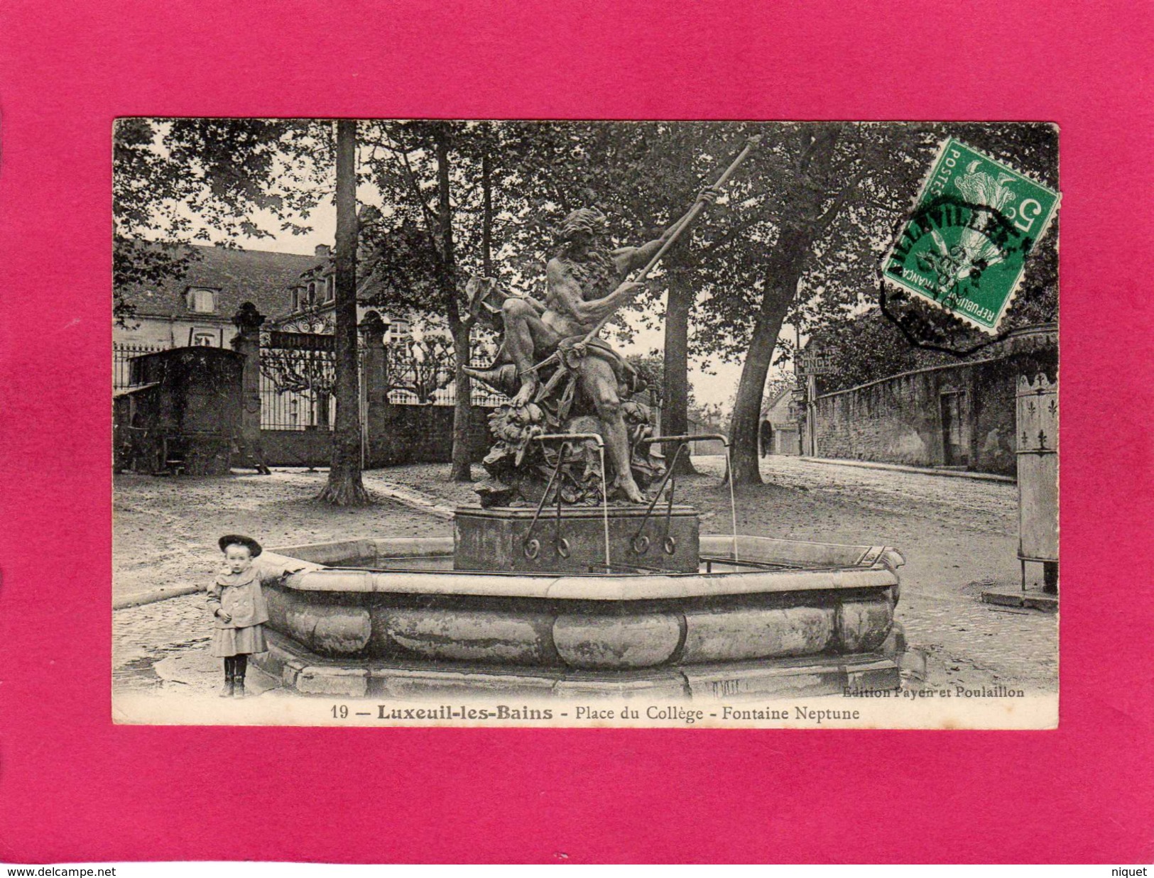 70 HAUTE SAONE, LUXEUIL LES BAINS, Place Du Collège, Fontaine Neptune, Animée, (Payen Et Poulaillon) - Luxeuil Les Bains