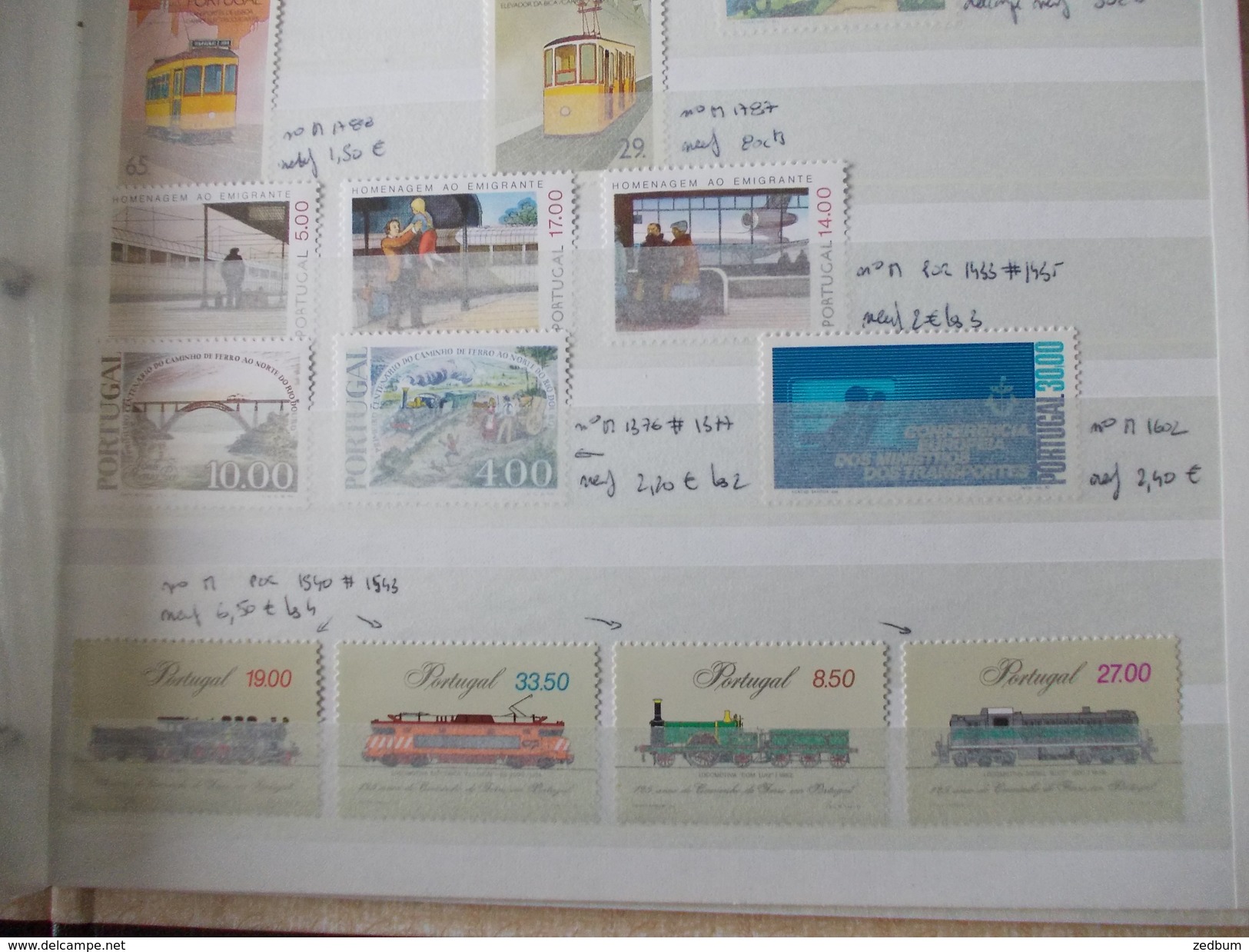 ALBUM 8 collection de timbres avec pour thème le chemin de fer train de tout pays valeur 247.50 &euro;