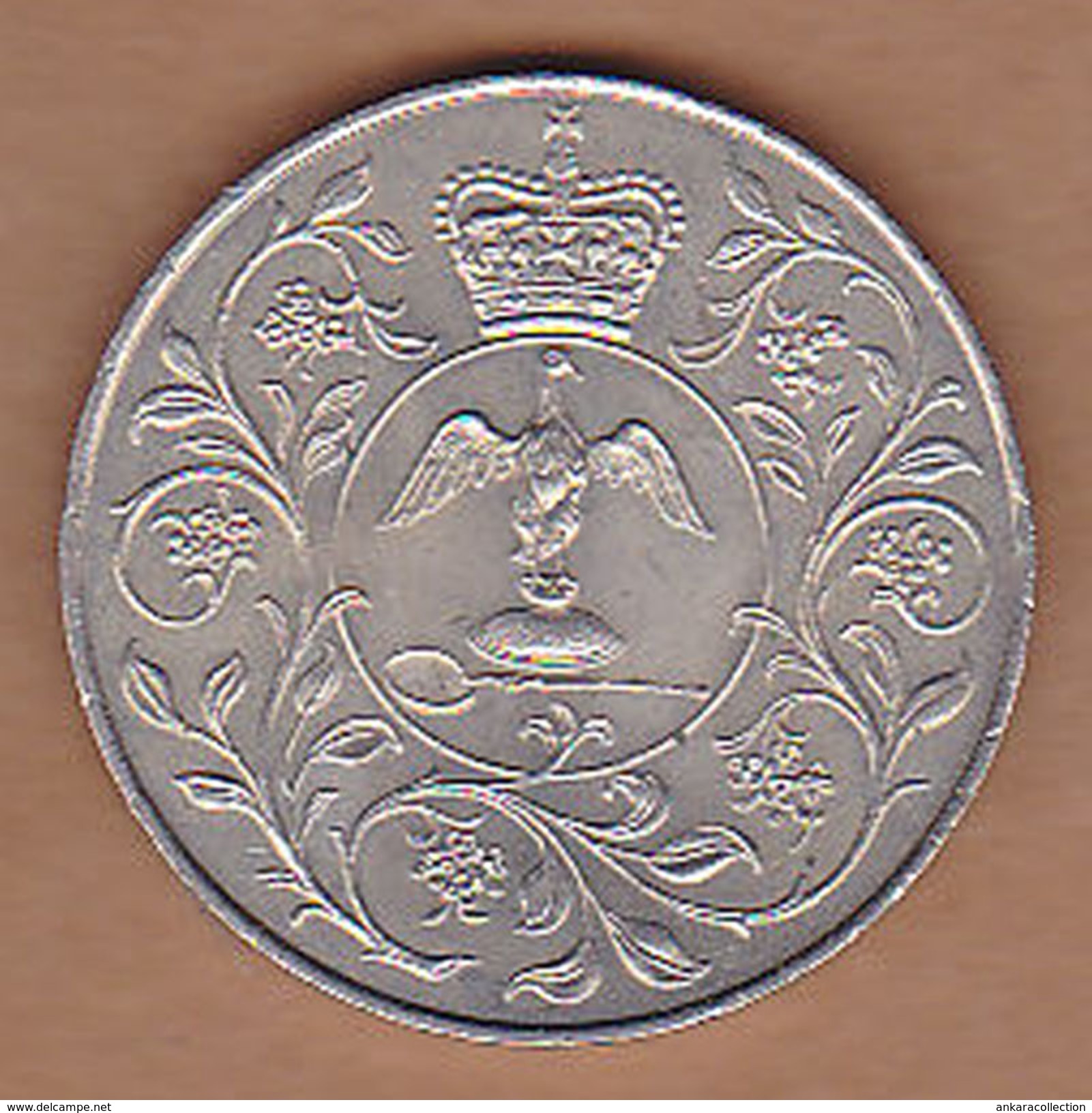 AC - QUEEN ELIZABETH II DG REG FD 1977 BRITISH SILVER CROWN TO COMMEMORATE THE QUEENS SILVER JUBILEE 1952 - 1977 - Royal/Of Nobility