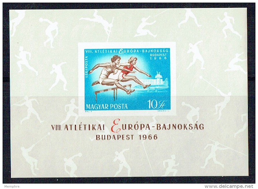 1966  Jeux Européens - Course à Obstacles Bloc Feuillet Non -dentelé ** - Blocks & Sheetlets