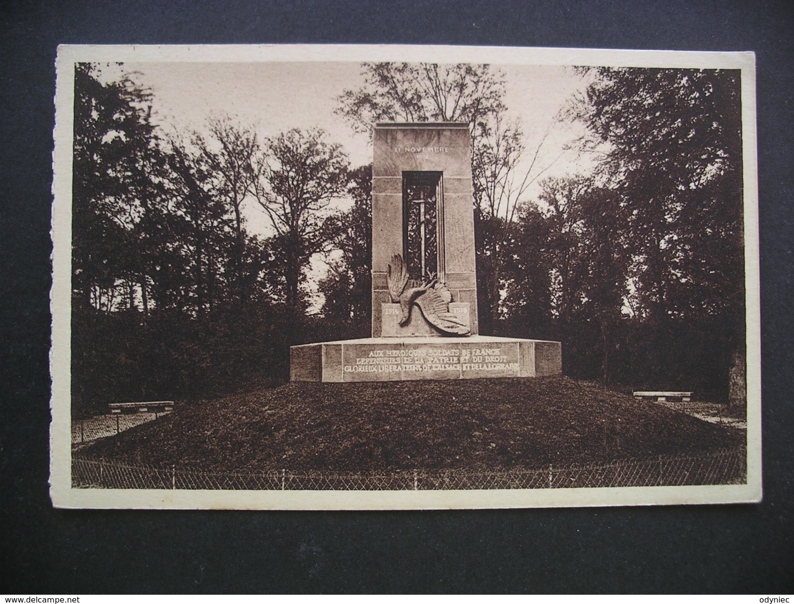 Foret De Compiegne Clairiere De L'Armistice Monument Du "Martin" - Picardie