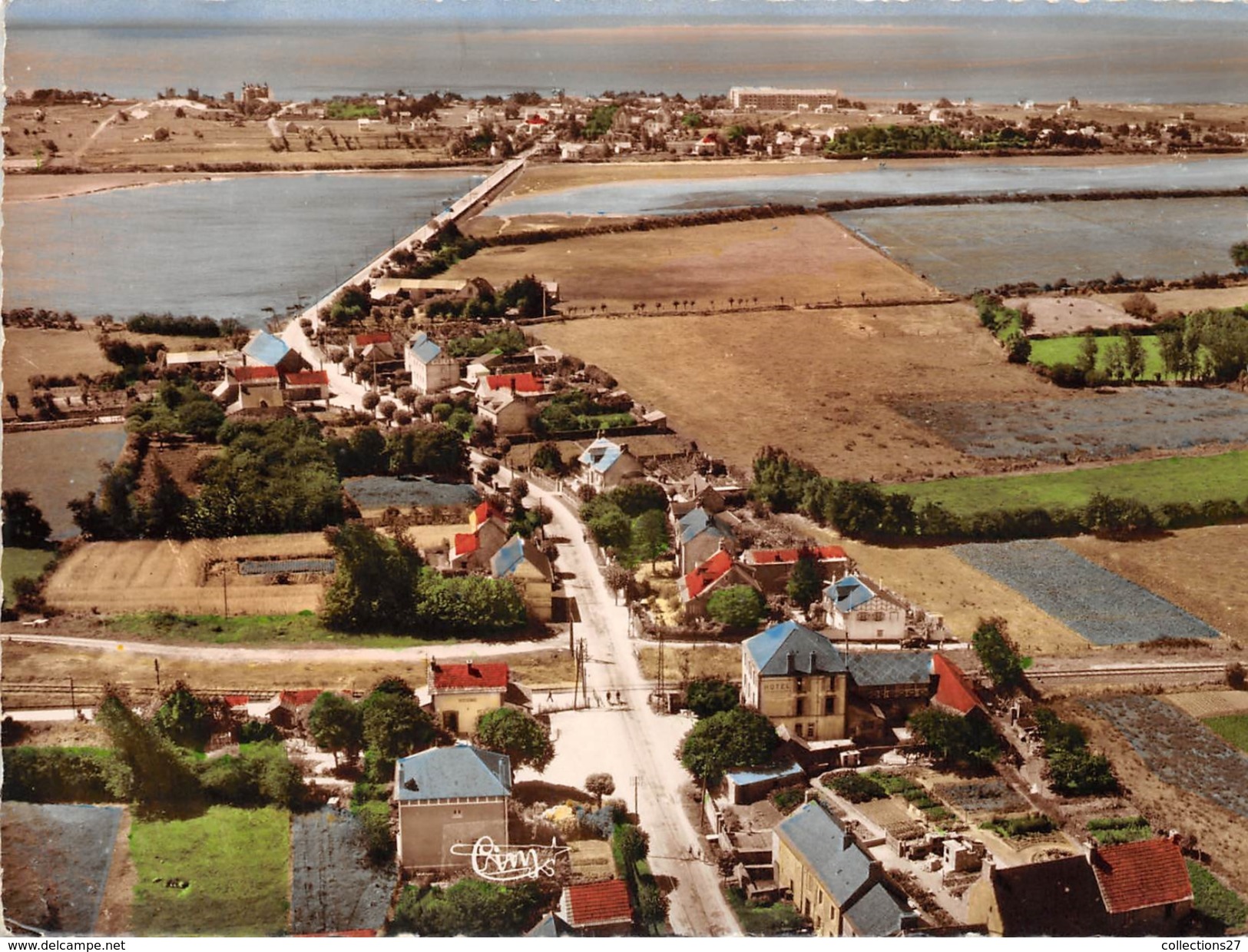 50-BARNEVILLE-SUR-MER- ROUTE DE LA PLAGE , VUE AERIENNE - Barneville