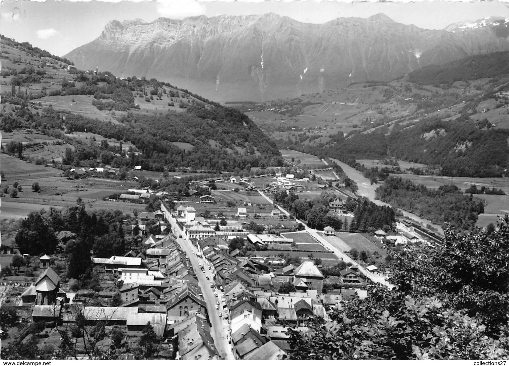 73-AIGUEBELLE- VUE GENERALE ET L'ARCLUSAZ - Aiguebelle