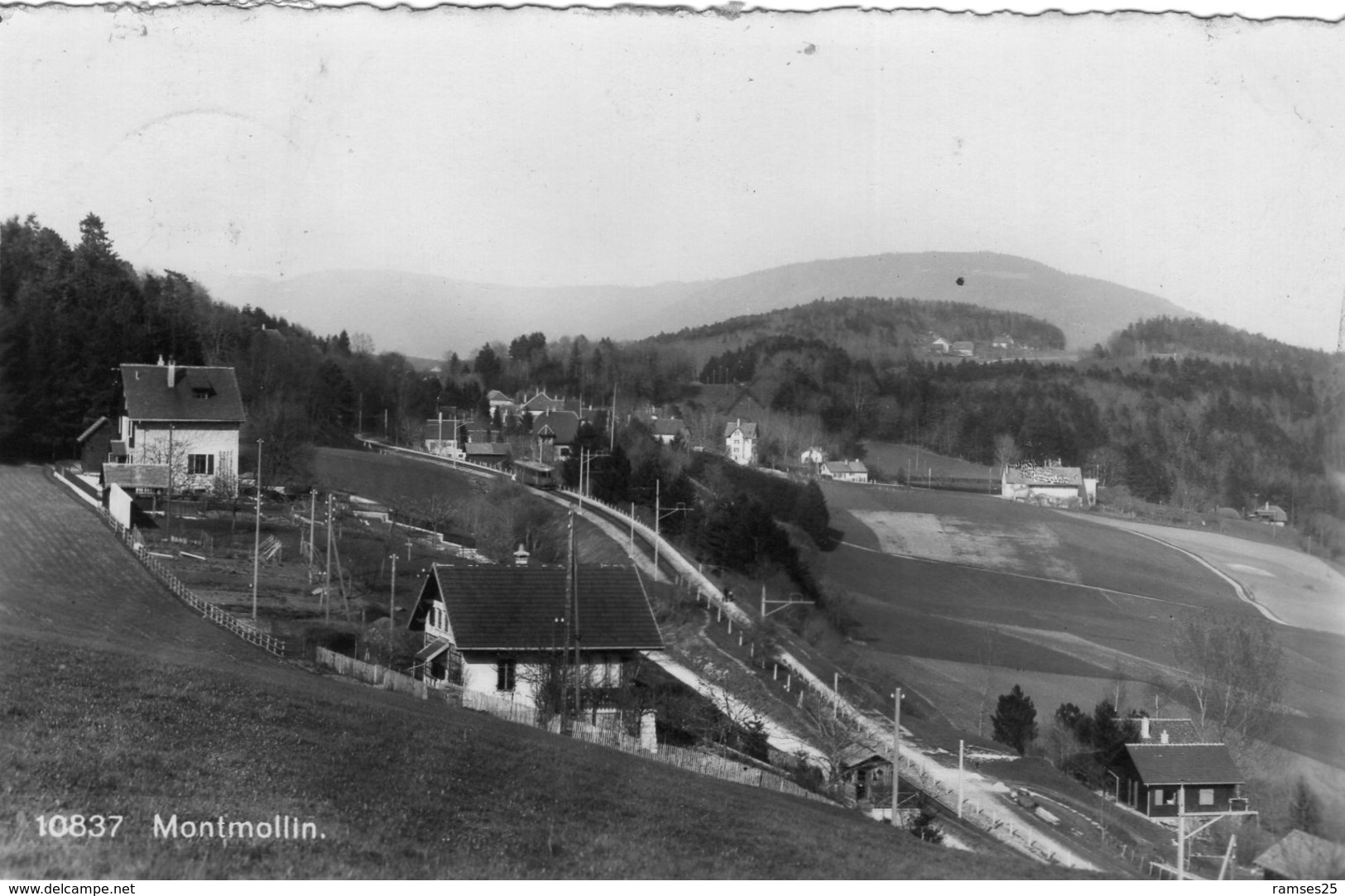 (27) CPSM  Montmollin  Bord Droite Et Gauche Coupés (bon Etat) - Montmollin