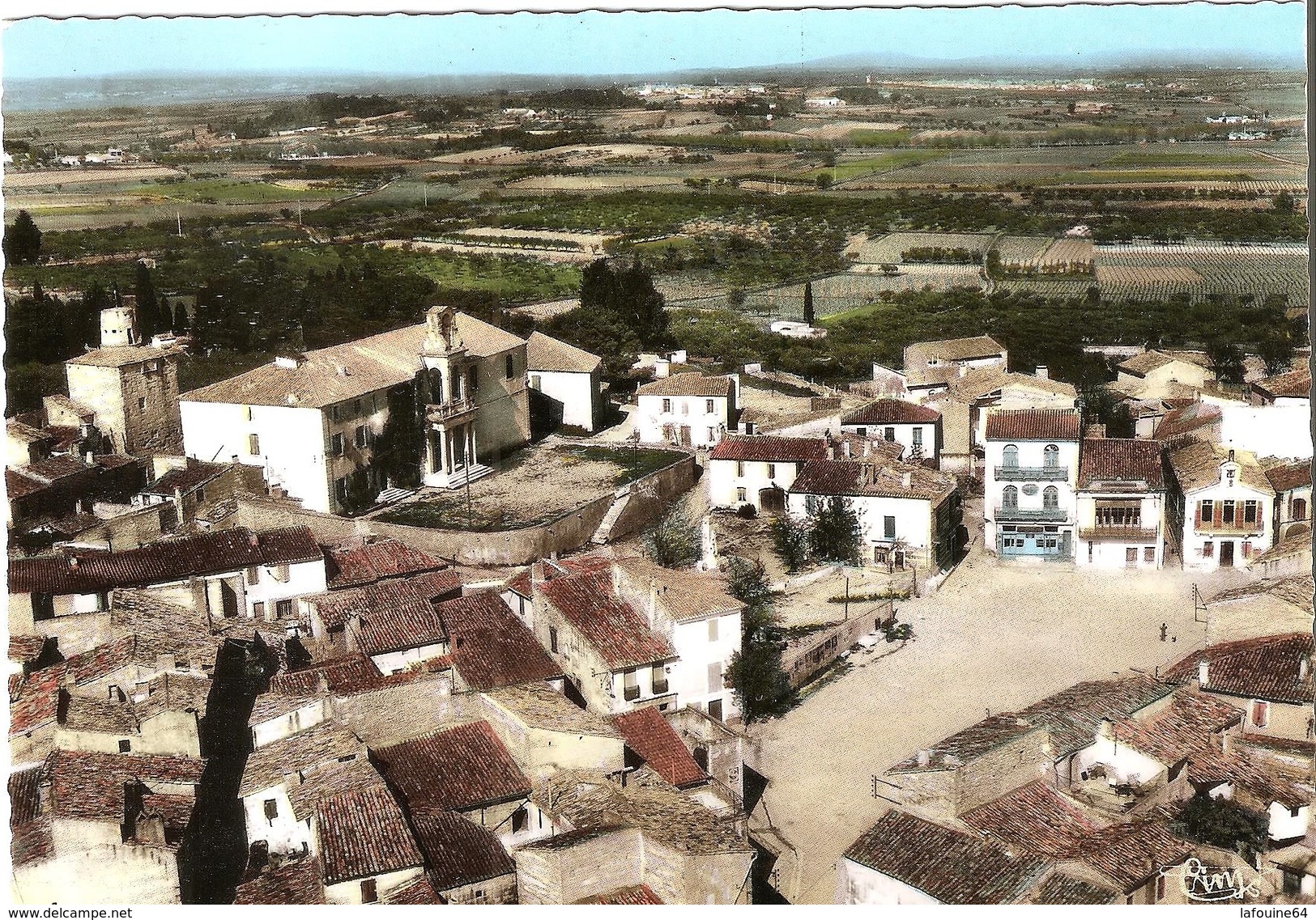 GALLARGUES Le MONTUEUX - Vue Aérienne - Place De La Mairie Et Temple Protestant - Gallargues-le-Montueux