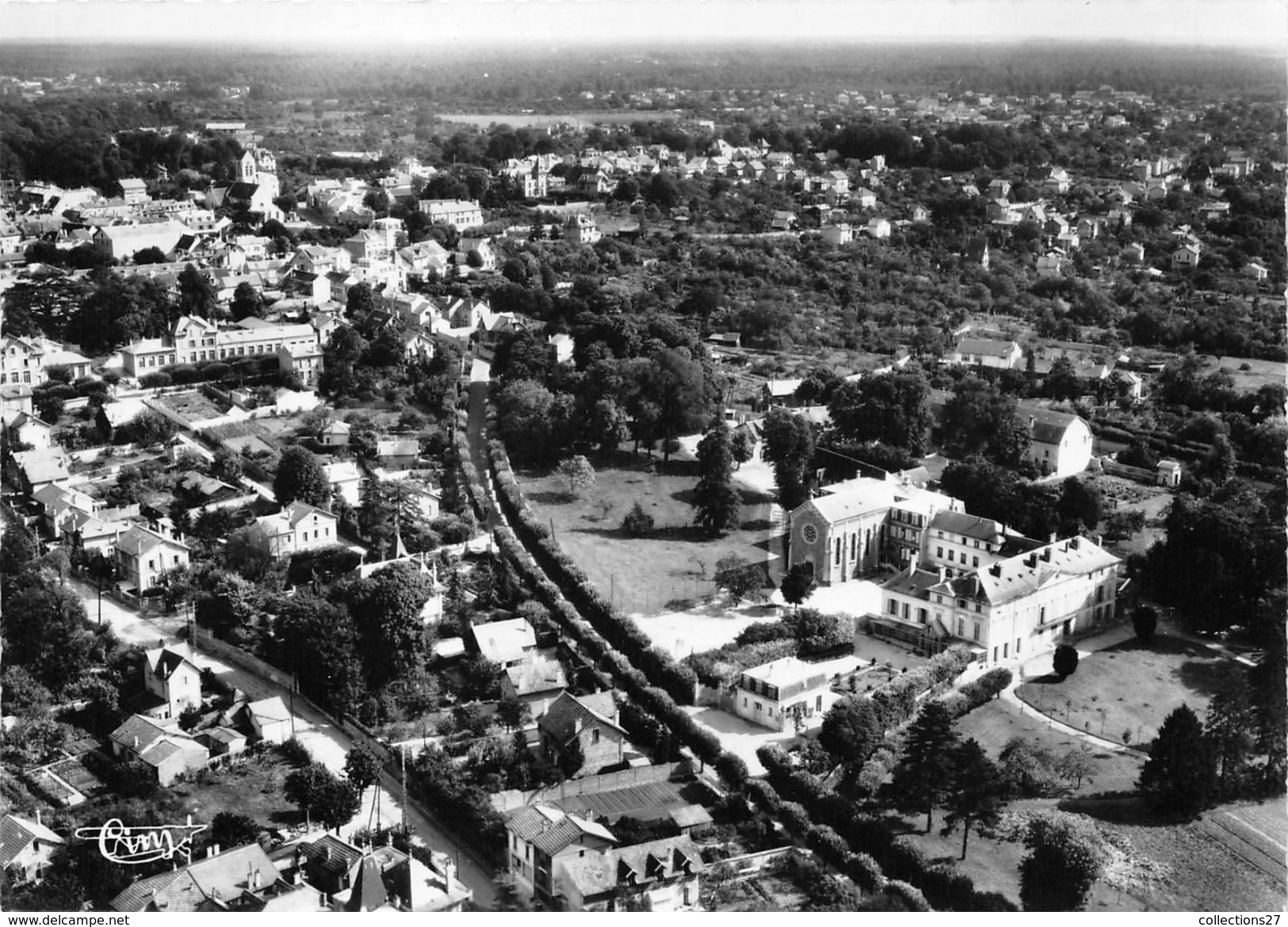 94-SUCY-EN-BRIE- VUE AERIENNE SUR LE PENSIONNAT DU PETIT VAL - Sucy En Brie