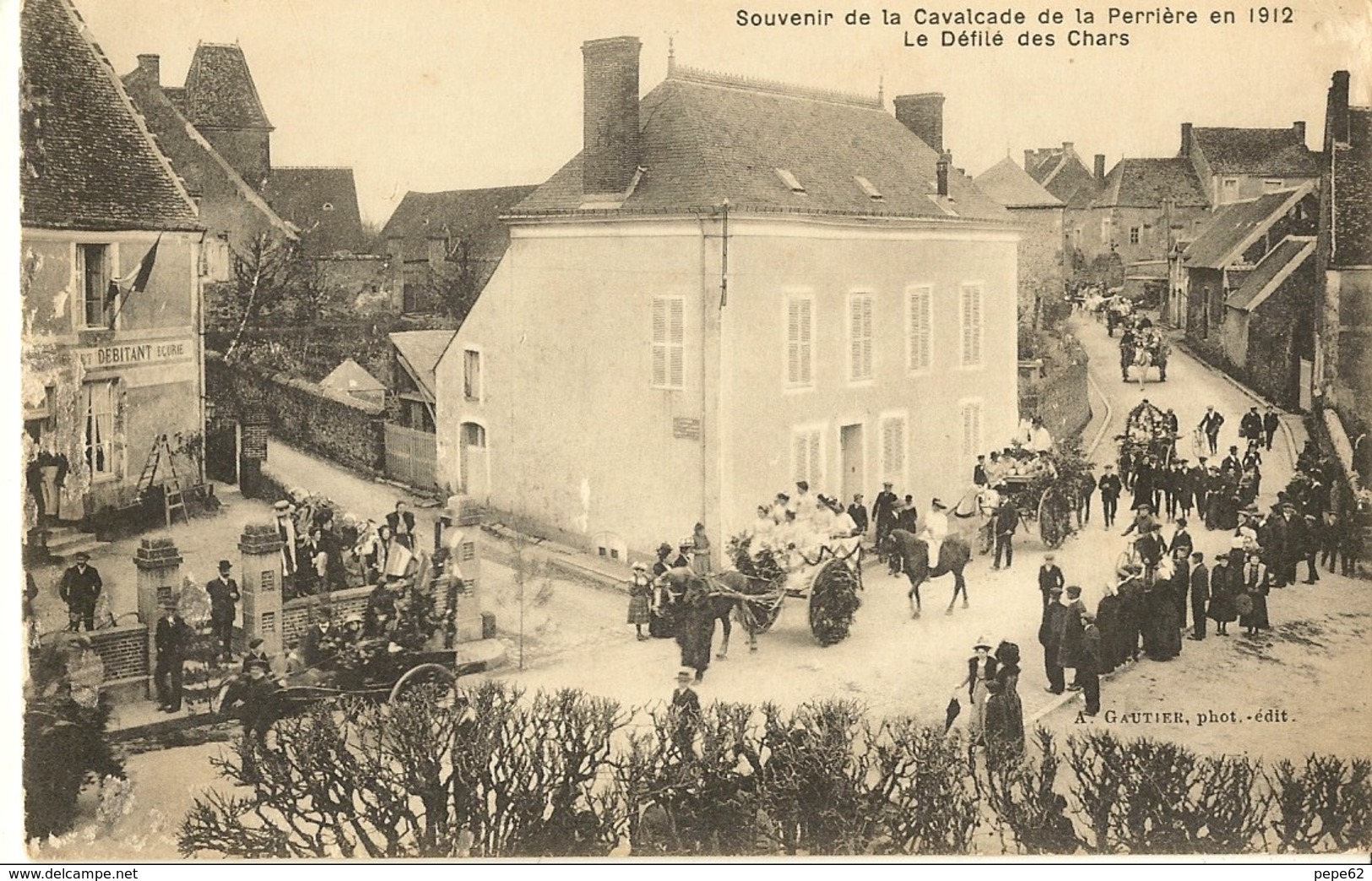 La Perrière-souvenir De La Cavalcade De La Perrière En 1912-le Defilé De Chars-cpa - Other & Unclassified