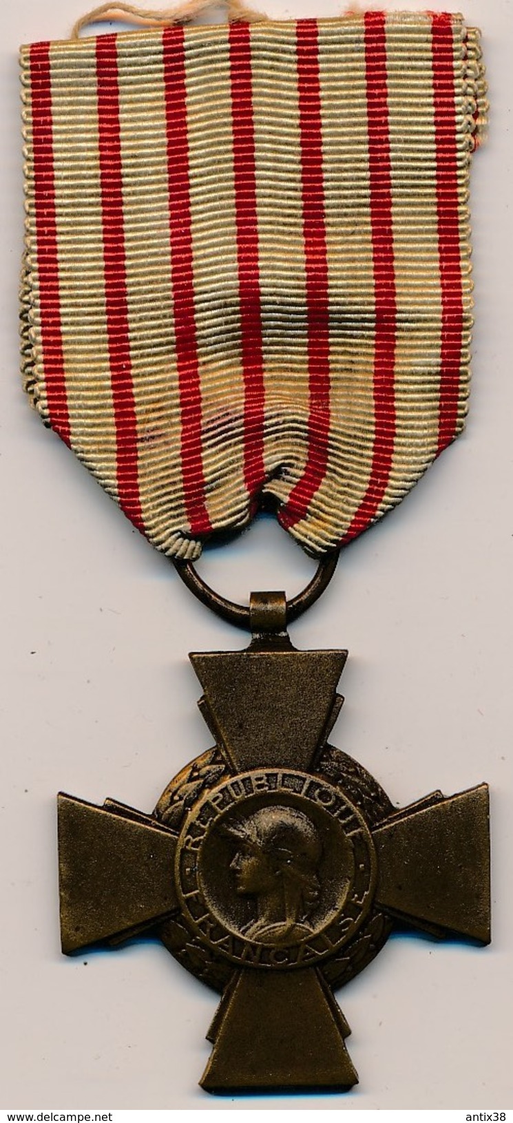 Médaille Croix Du Combattant - France - 1914-1918 - France