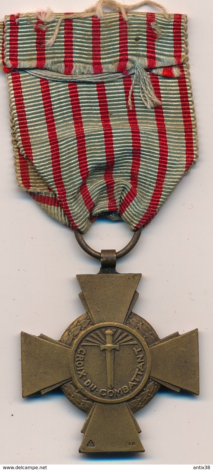 Médaille Croix Du Combattant - France - 1914-1918 - France