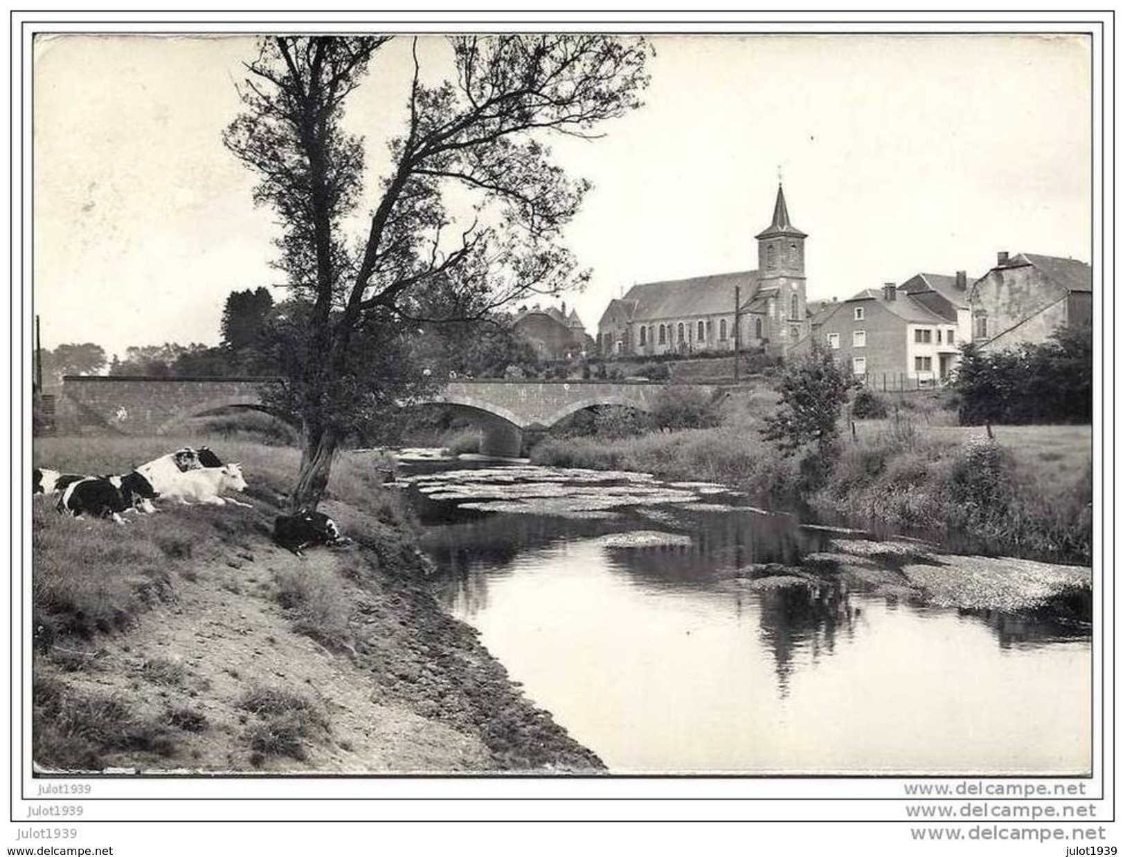 TINTIGNY ..-- L´ Eglise Et Le Pont Sur La Semois . - Tintigny