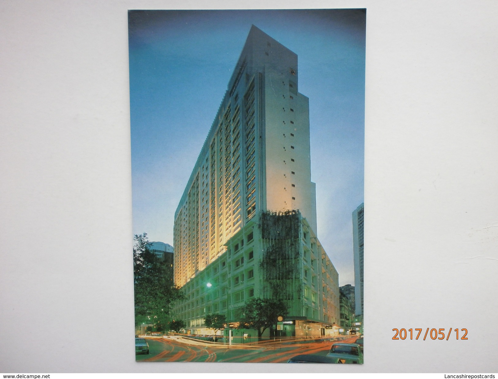 Postcard Lee Gardens Hotel Hysan Avenue Hong Kong My Ref B21268 - China (Hong Kong)