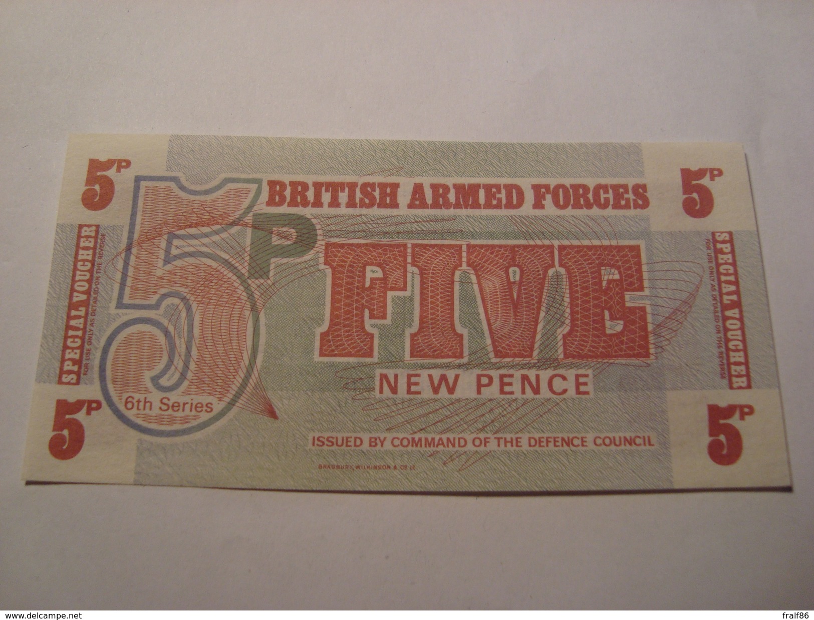 BILLET 5 NEW PENCE BRITISH ARMED FORCES - British Armed Forces & Special Vouchers