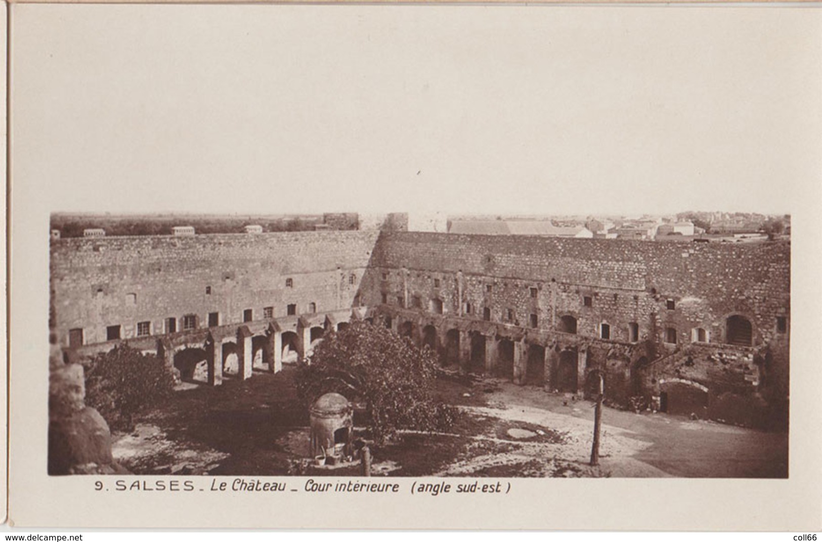 66 Salses Le Château Cour Intérieure N°9 édition Des Monuments Historiques Gd Palais Mint Tbe - Salses