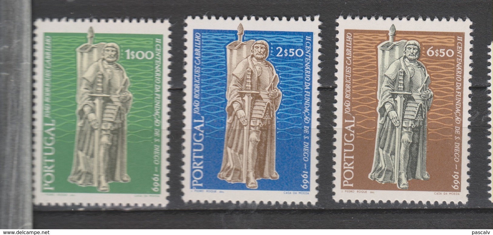 Yvert 1060 / 1062 ** Neuf Sans Charnière - Nuevos