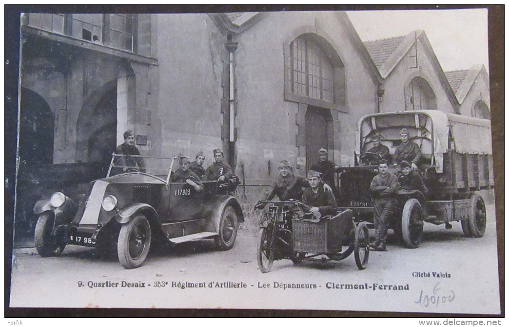 CPA Animée 353è Régiment D'Artillerie "Les Dépanneurs" Clermont-Ferrand - Régiments