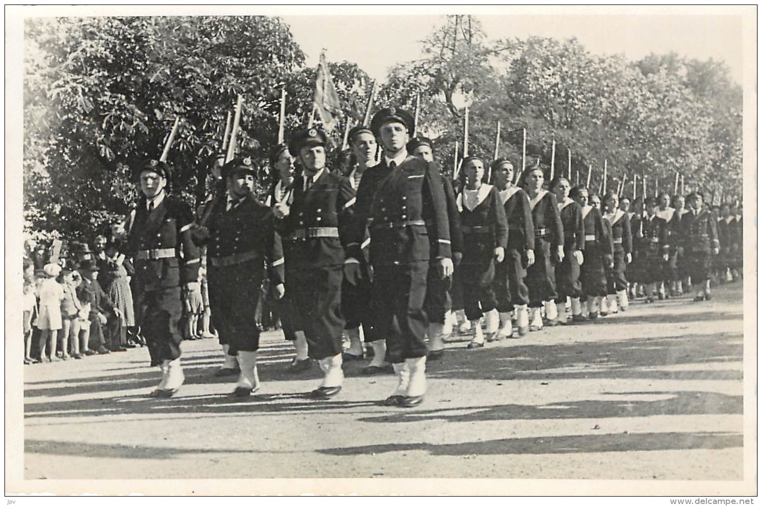 ECOLE DES FOURRIERS DE ROCHEFORT SUR MER - DEFILE DU 14 JUILLET 1945 - Rochefort