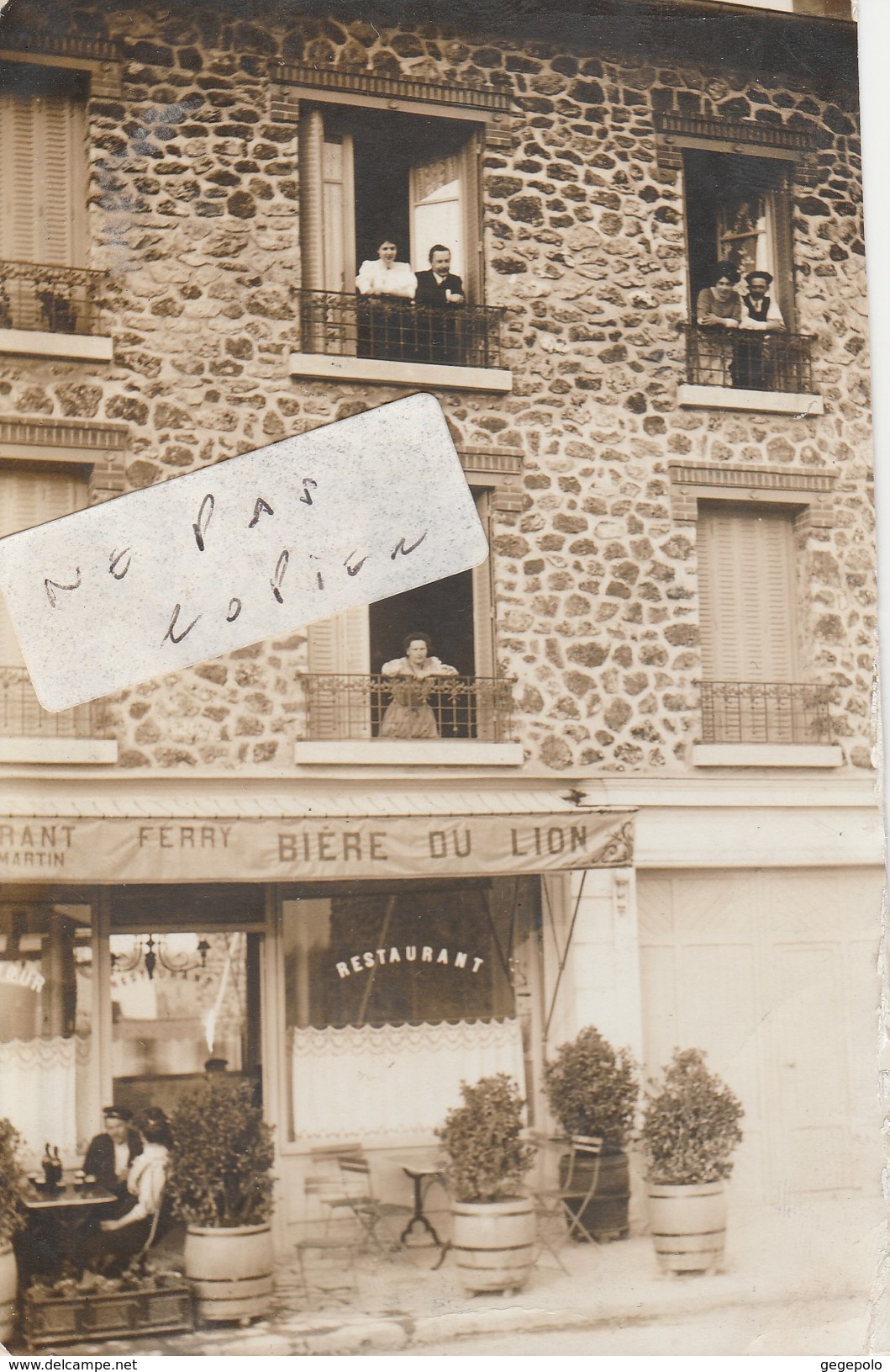 CHOISY LE ROI - Restaurant FERRY , ???? MARTIN Situé Au  31 ? Rue Jules Ferry  : Voir Verso (  Carte Photo ) - Choisy Le Roi