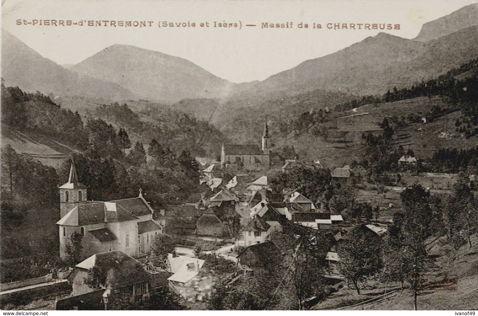 38 - ST PIERRE D ENTREMONT - CPA - Village Avec Noté Sur La Carte Col Du Cucheron, Grand Som, Dent De L'oiers, Les Eparr - Saint-Pierre-d'Entremont