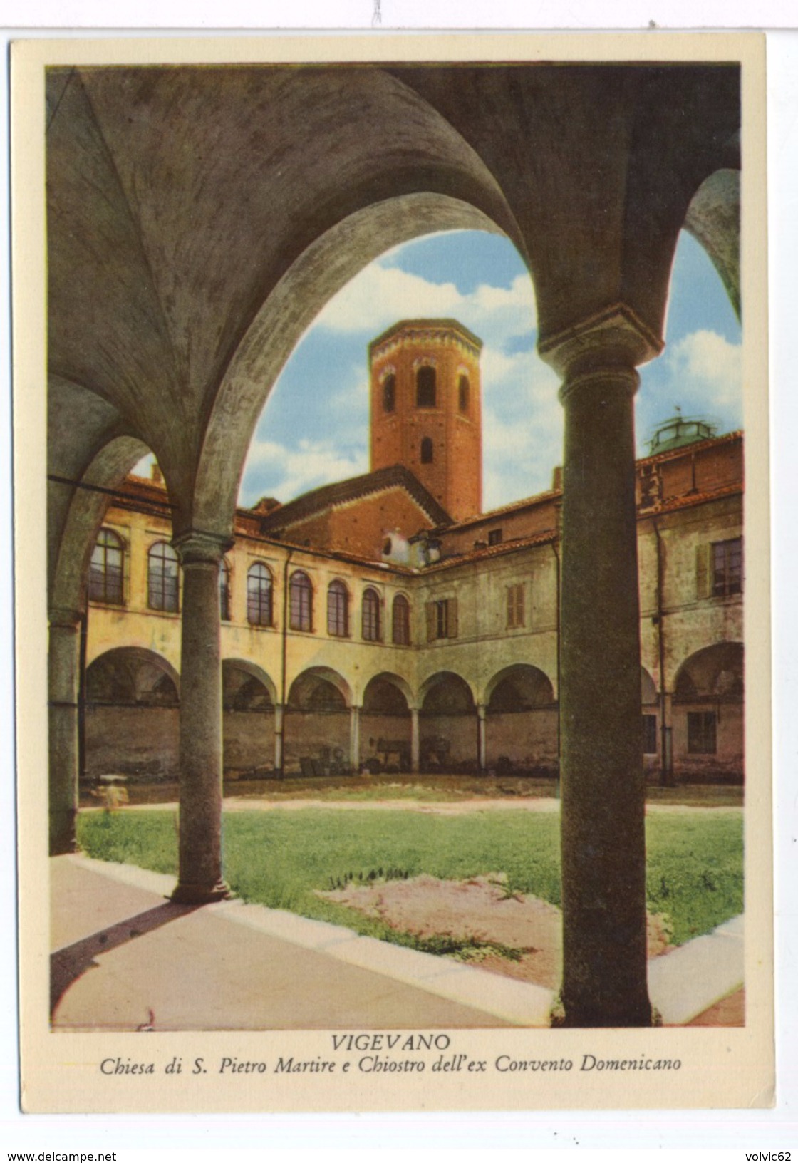 CPSM Vigevano Chiesa Di S. Pietro Martire E Chiostro Dell'ex Convento Domenicano - Vigevano