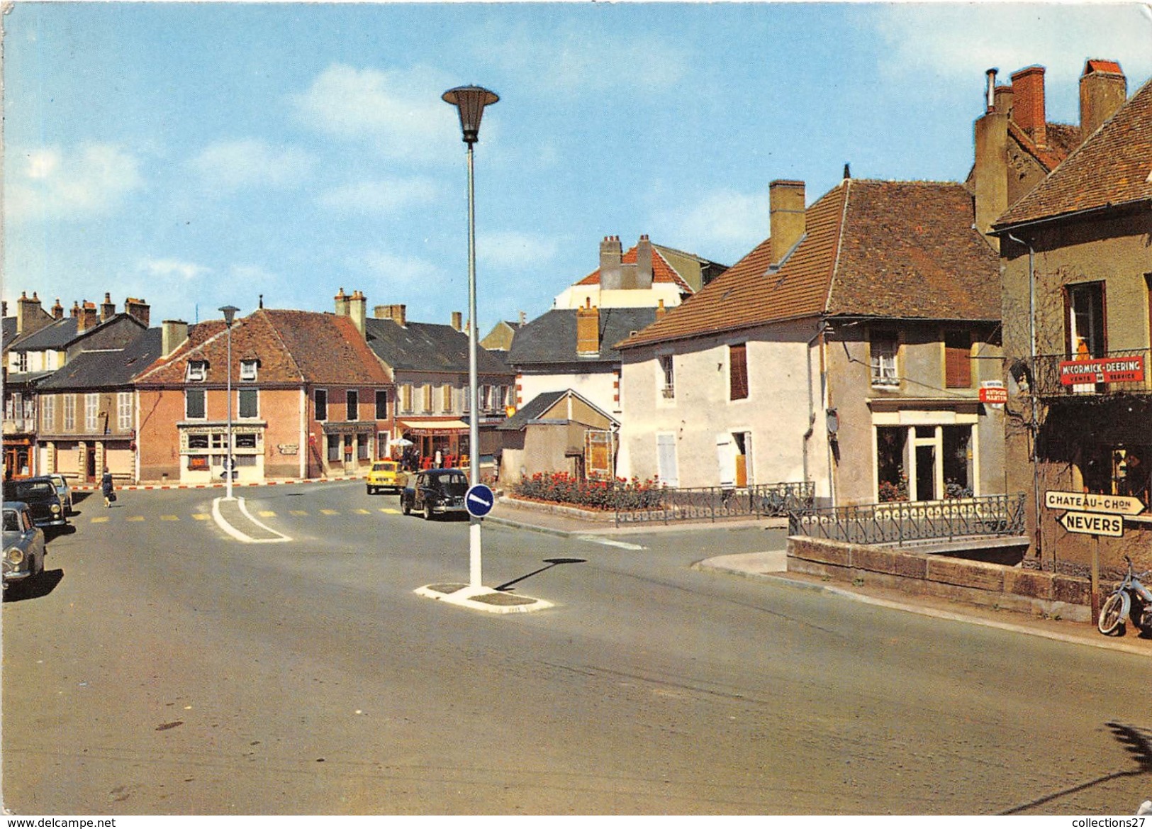 58-MOULINS-ENGILBERT- PLACE BOUCAUMONT - Moulin Engilbert