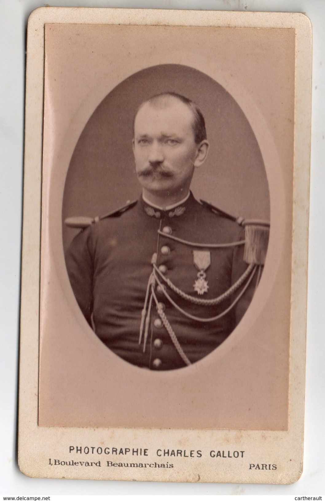 Photo CDV - Un Gendarme - Guerre, Militaire