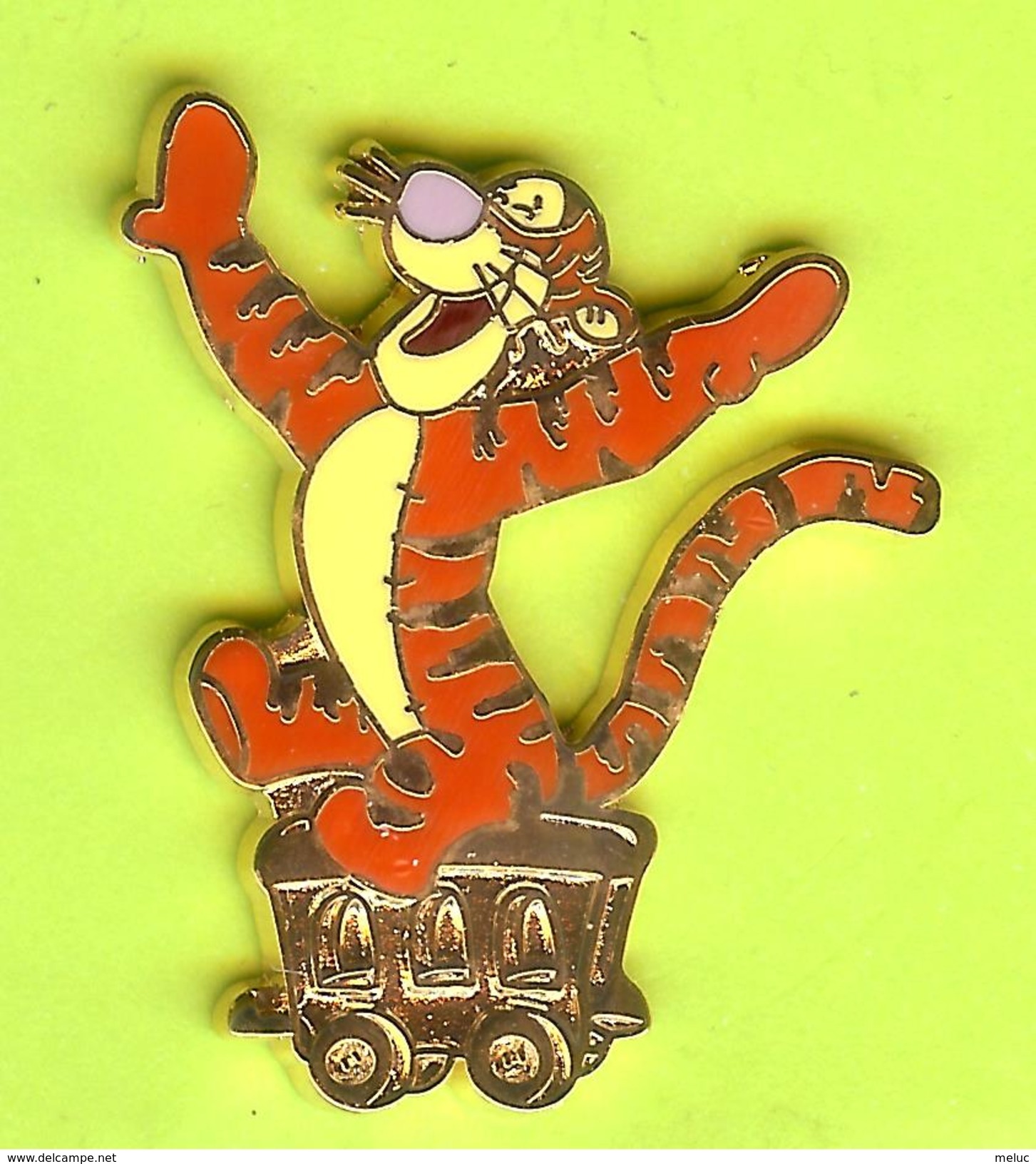 Pin's BD Disney  Wagon Tigrou (Train Winnie L'Ourson) - 10Y15 - Disney