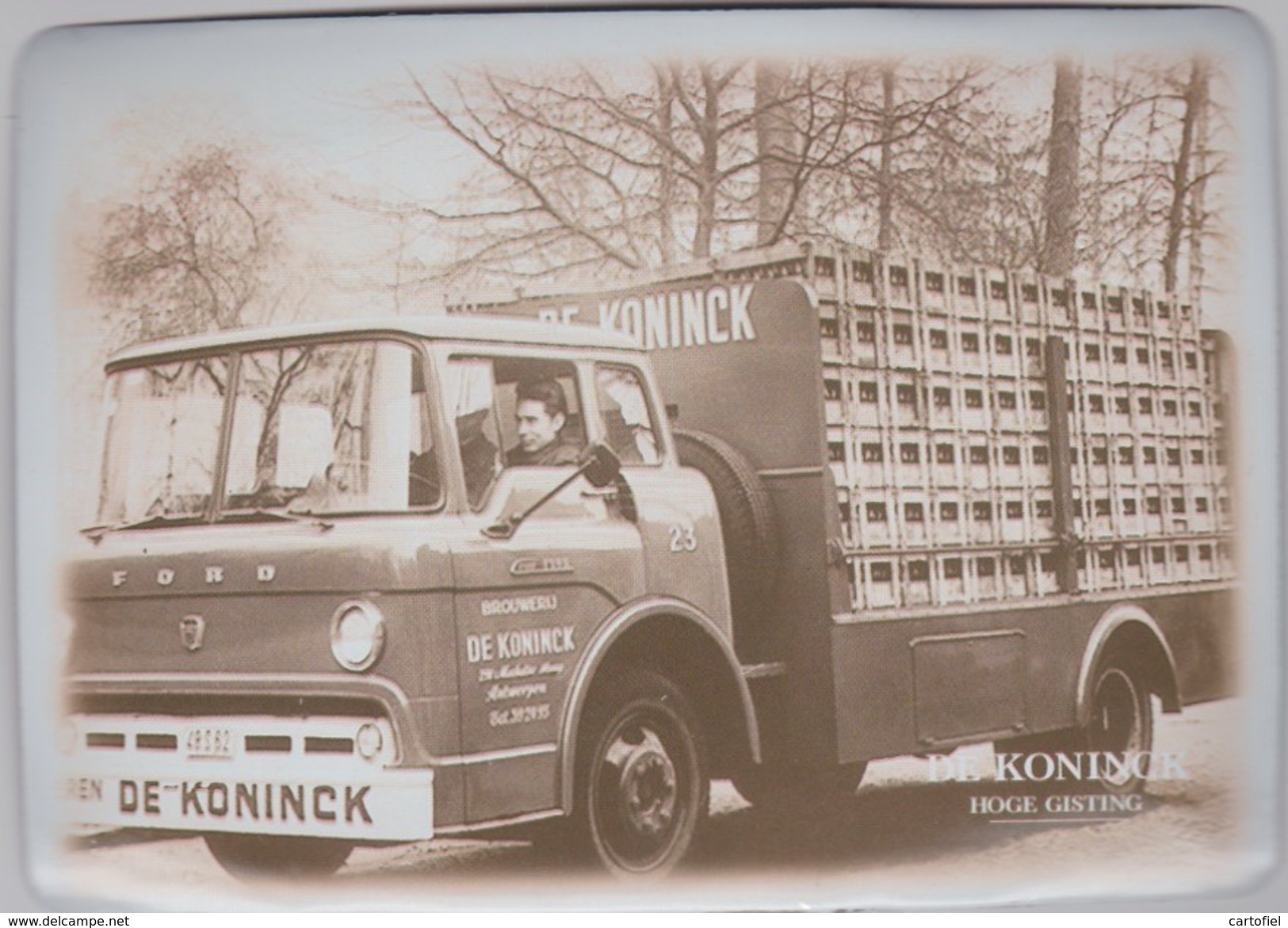 DE KONINCK-BROUWERIJ-BRASSERIE-ANTWERPEN-CAMION-REPRO-OP METALEN BORDJE-SUR CARTE EN METAL-PROMOMATERIAAL-ZIE 2 SCANS - Enseignes