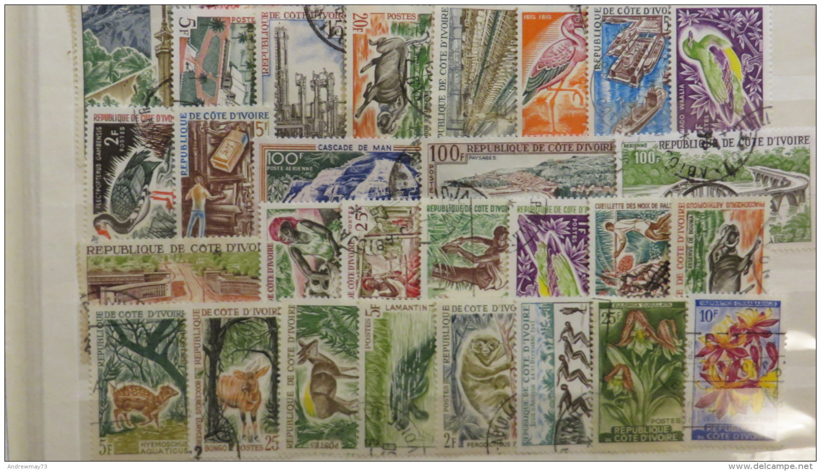 WORLD LARGE COLLECTION WITH OVER 11600 STAMPS