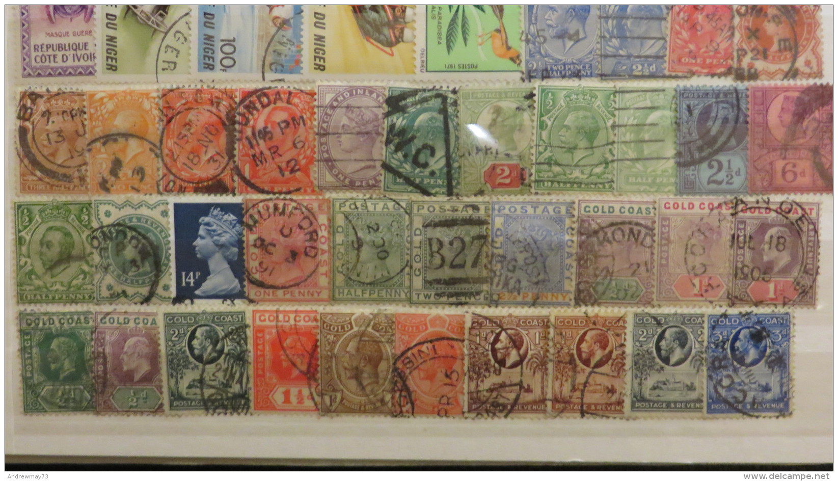 WORLD LARGE COLLECTION WITH OVER 11600 STAMPS