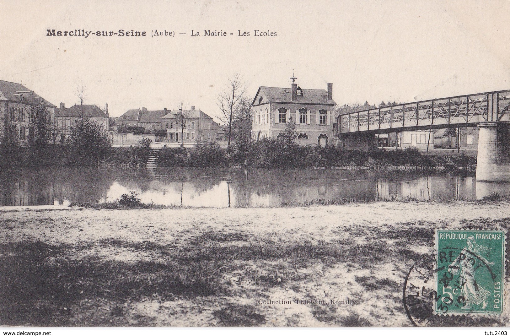 MARCILLY SUR SEINE                                La Mairie Les Ecoles - Marcilly