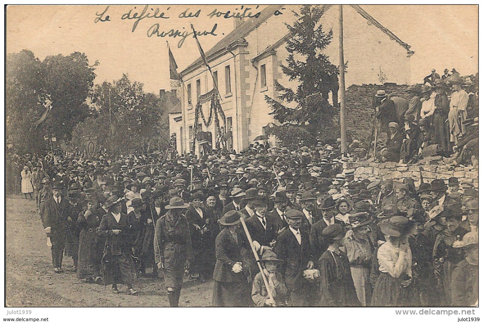 ROSSIGNOL ..-- Défilé Patriotique Des 18 Et 19 Juillet 1920 En L ' Honneur Des MARTYRS . - Tintigny