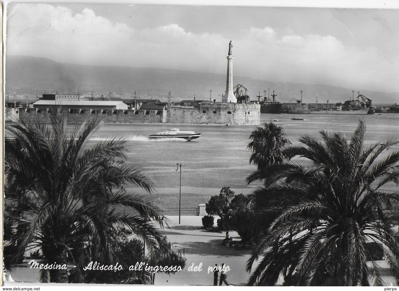 SICILIA - MESSINA - ALISCAFO ALL'INGRESSO DEL PORTO - B/N EDIZ. ALTEROCCA #30641 - VIAGGIATA 1969 - Messina