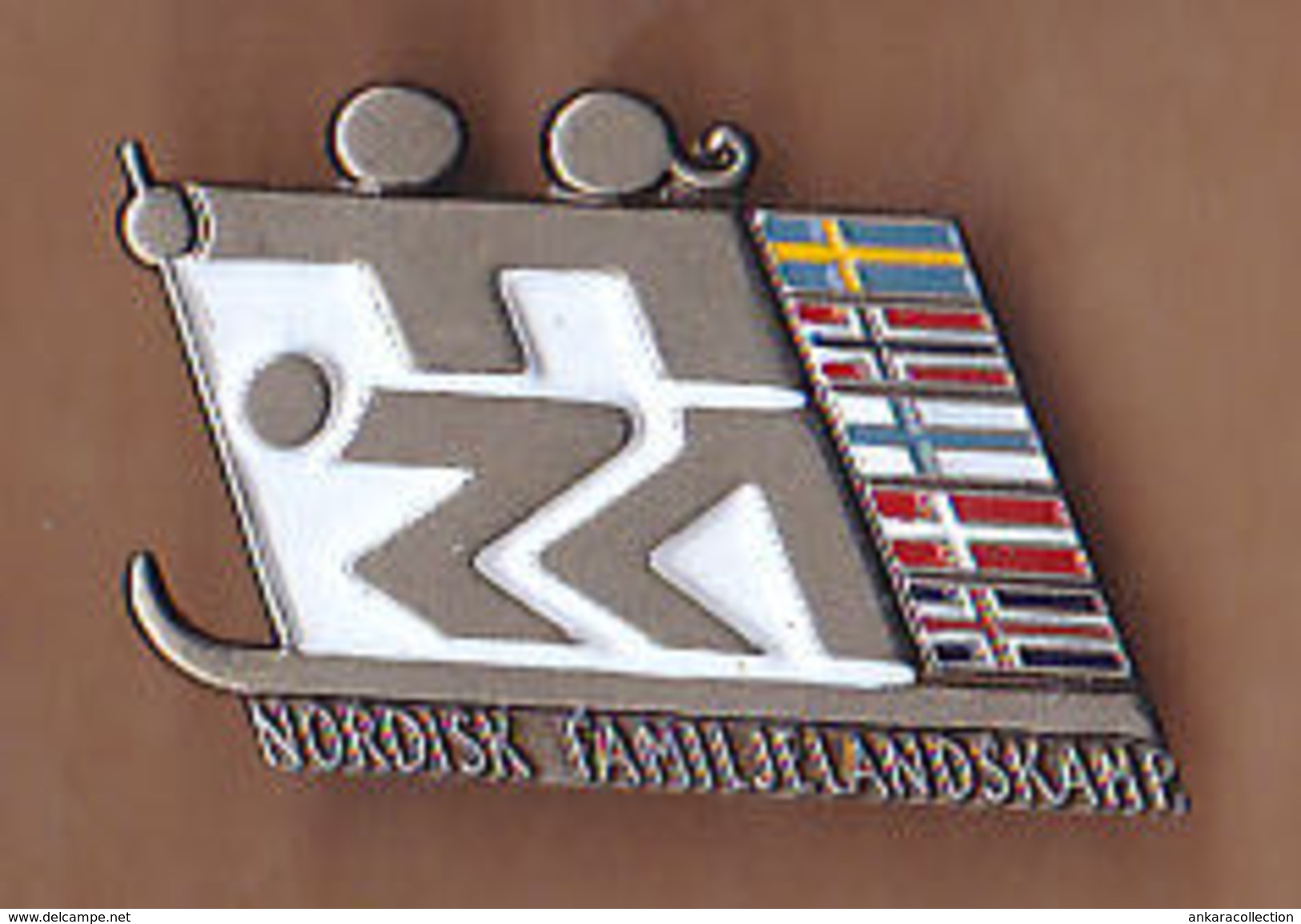 AC - NORDISK FAMILJELANDSKAMP VINTAGE PIN - BADGE - Athlétisme