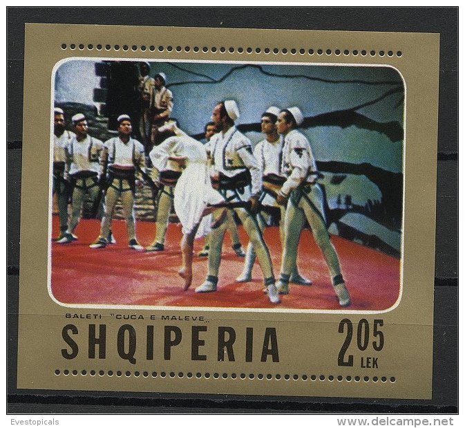 ALBANIA, BALLET 1976, NH SOUVENIR SHEET ** - Albanie