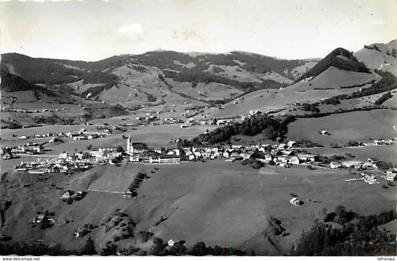 Suisse -ref C863- Charmey Et La Berra - Gruyere  Carte Bon Etat - - Charmey