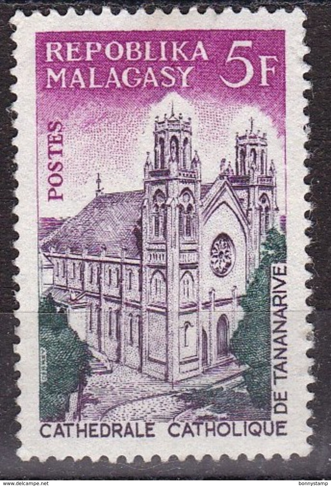 Madagascar, 1967 - 5fr Catholic Cathedral, Tananarive - Nr.397 Usato° - Madagascar (1960-...)