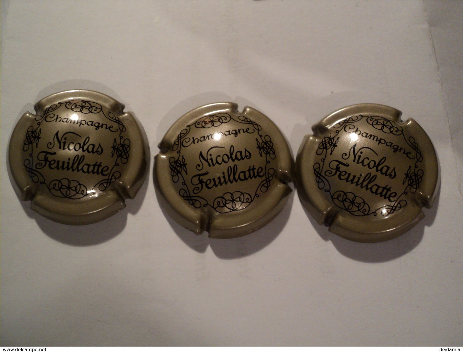 LOT DE 3 CAPSULES DE MUSELETS DE CHAMPAGNE NICOLAS FEUILLATE - Feuillate