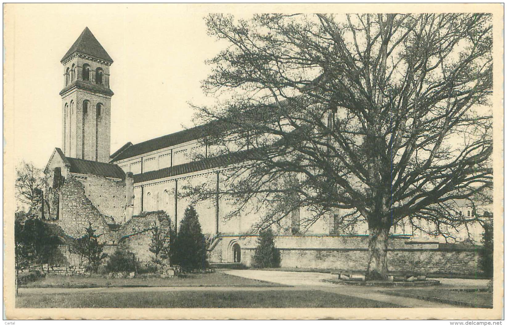 Abbaye N.-D. D'ORVAL - Vue Sur La Basilique - Autres & Non Classés