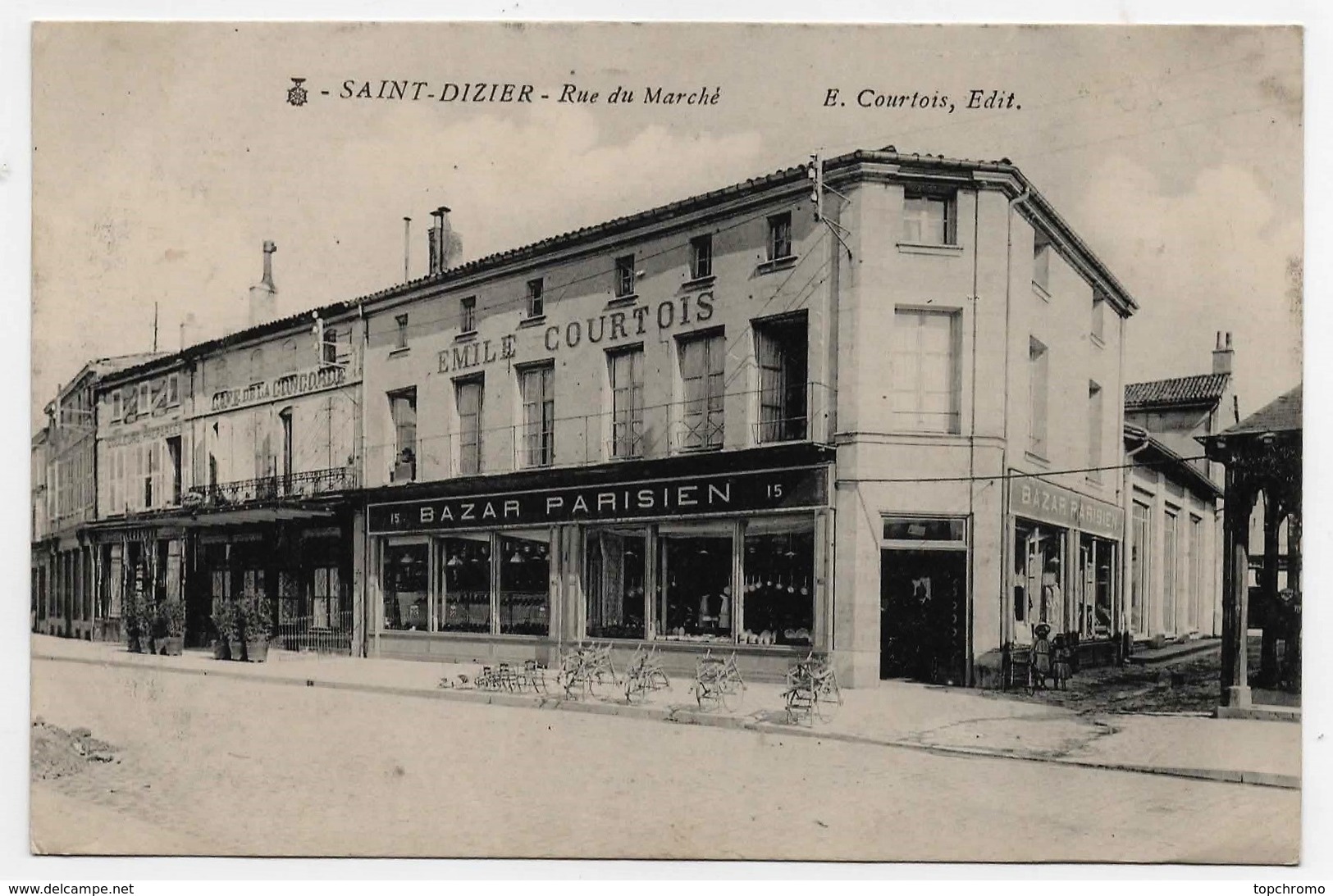 Carte Postale Saint Dizier Rue Du Marché Bazar Parisien Emile Courtois CPA - Saint Dizier