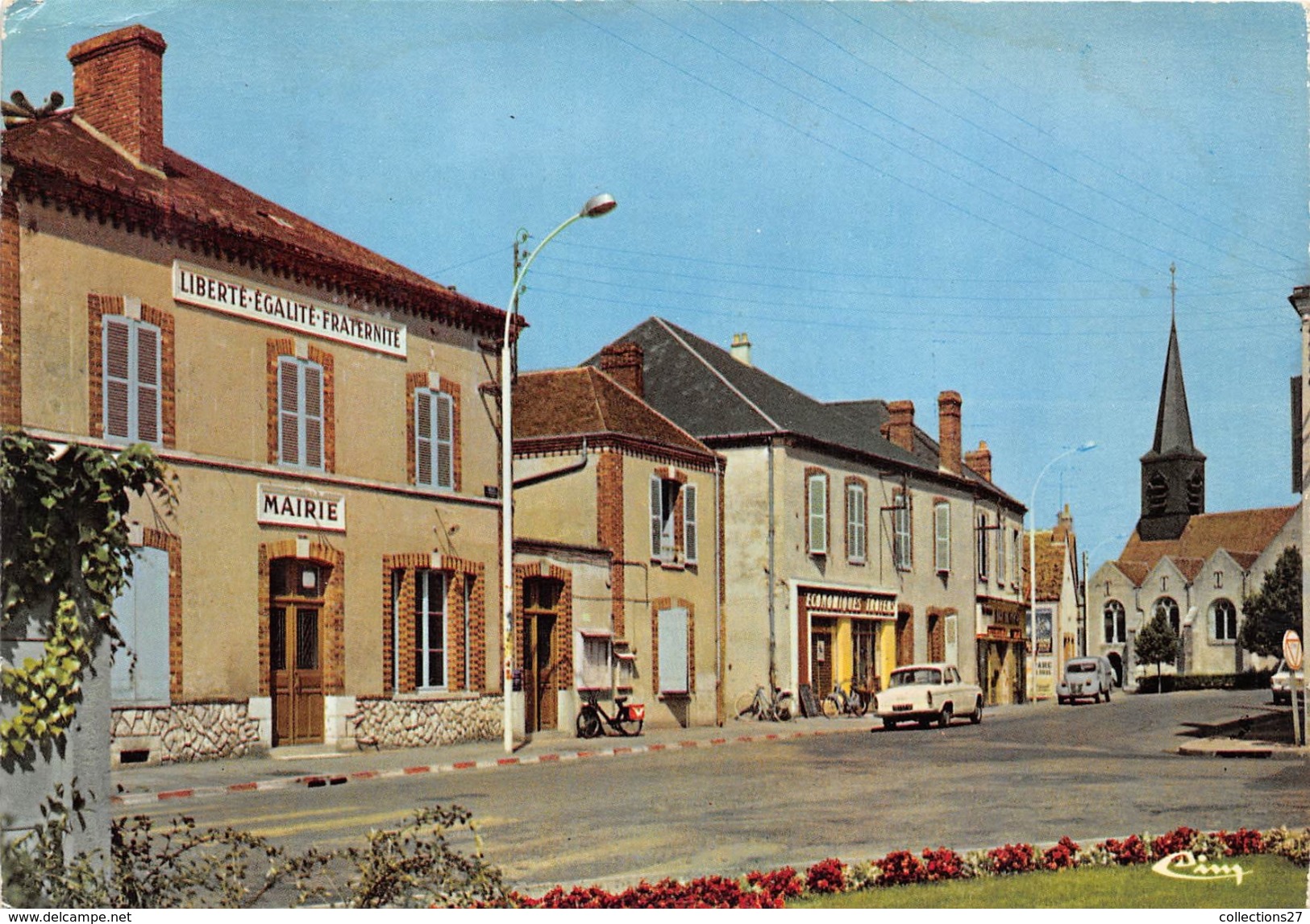 45-AMILLY- LE BOURG - Amilly