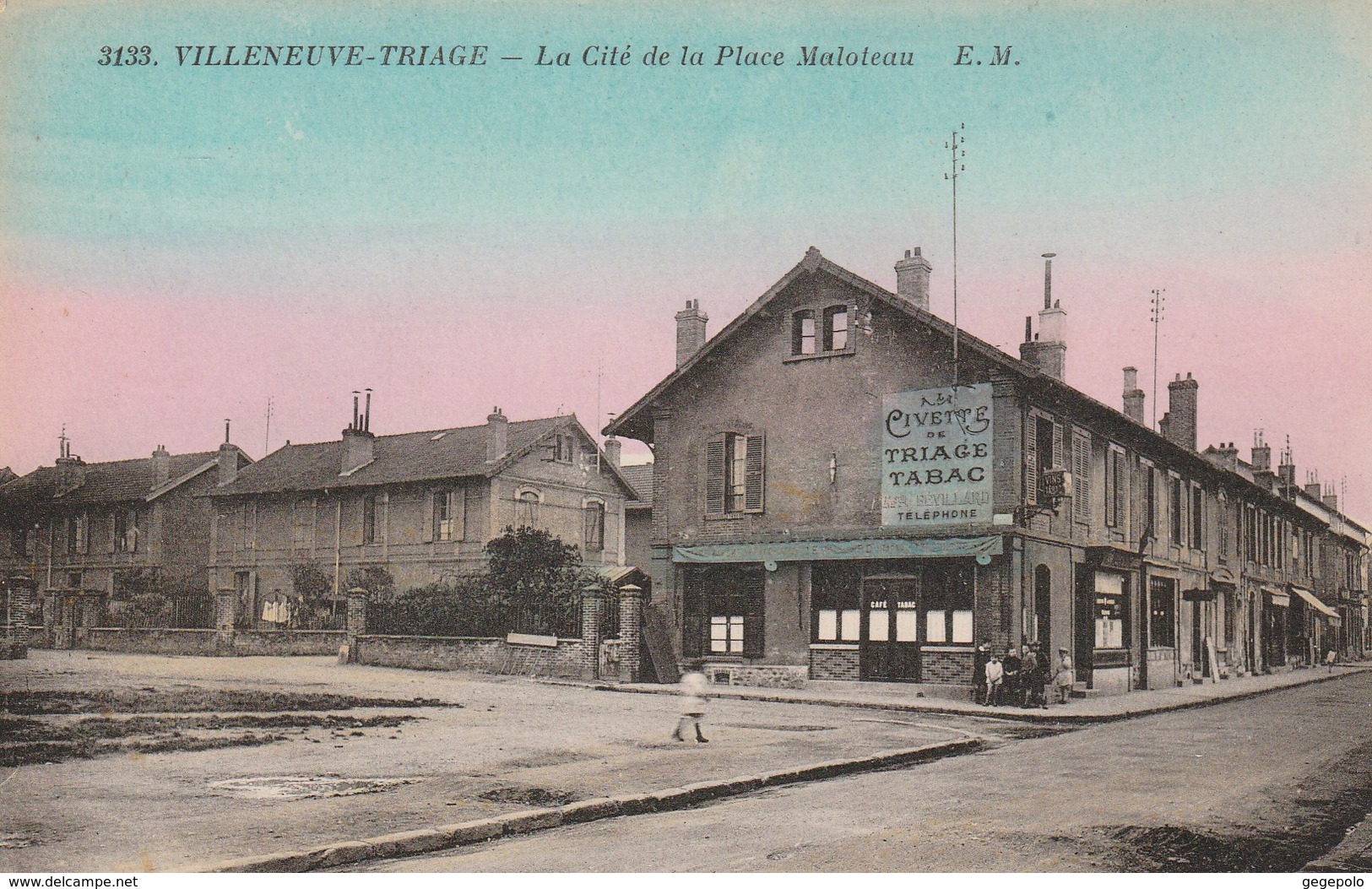 VILLENEUVE-TRIAGE- La Cité De La Place Maloteau  ( Café La Civette De Triage ) - Villeneuve Saint Georges