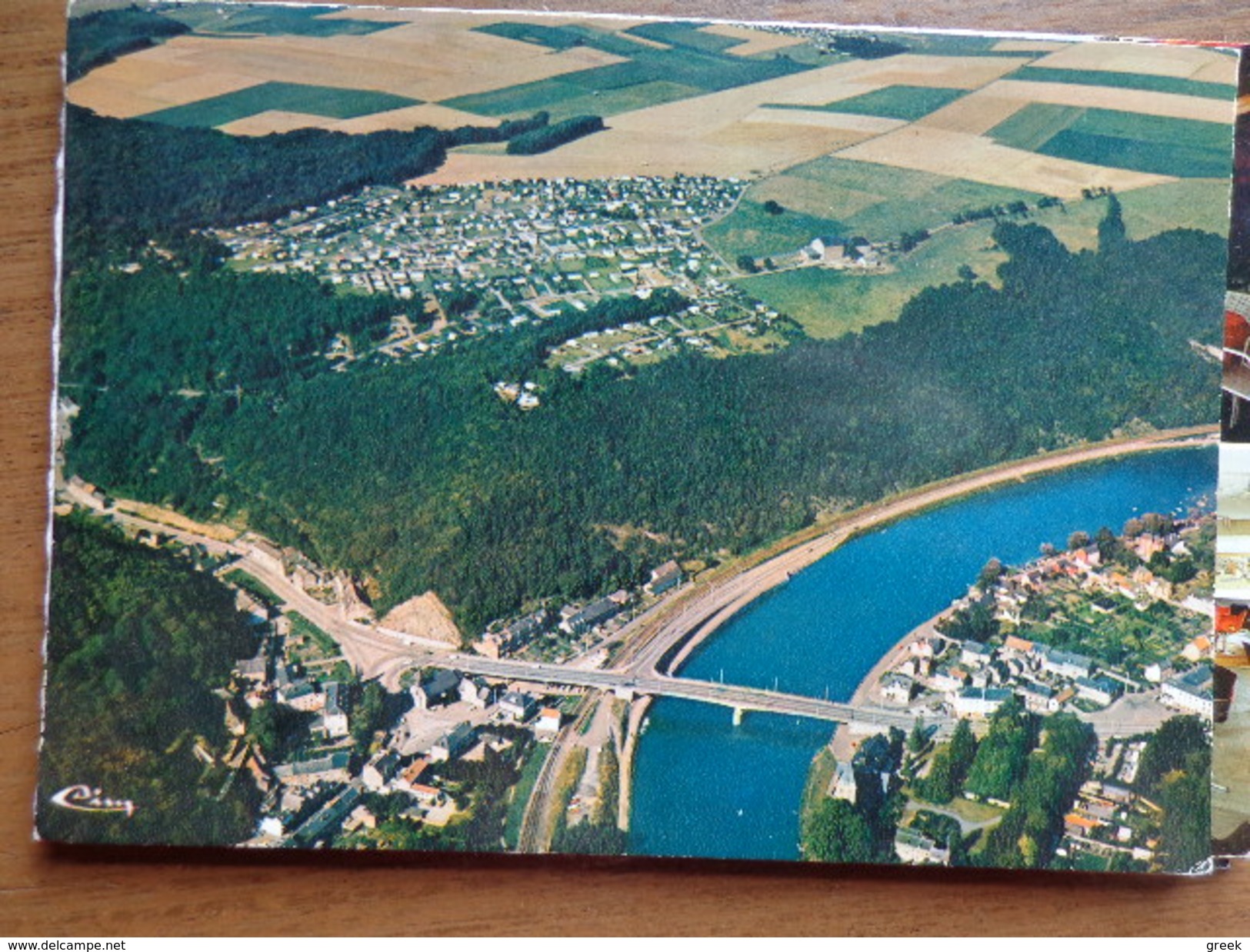 Hastière Sur Meuse --> Beschreven - Hastière