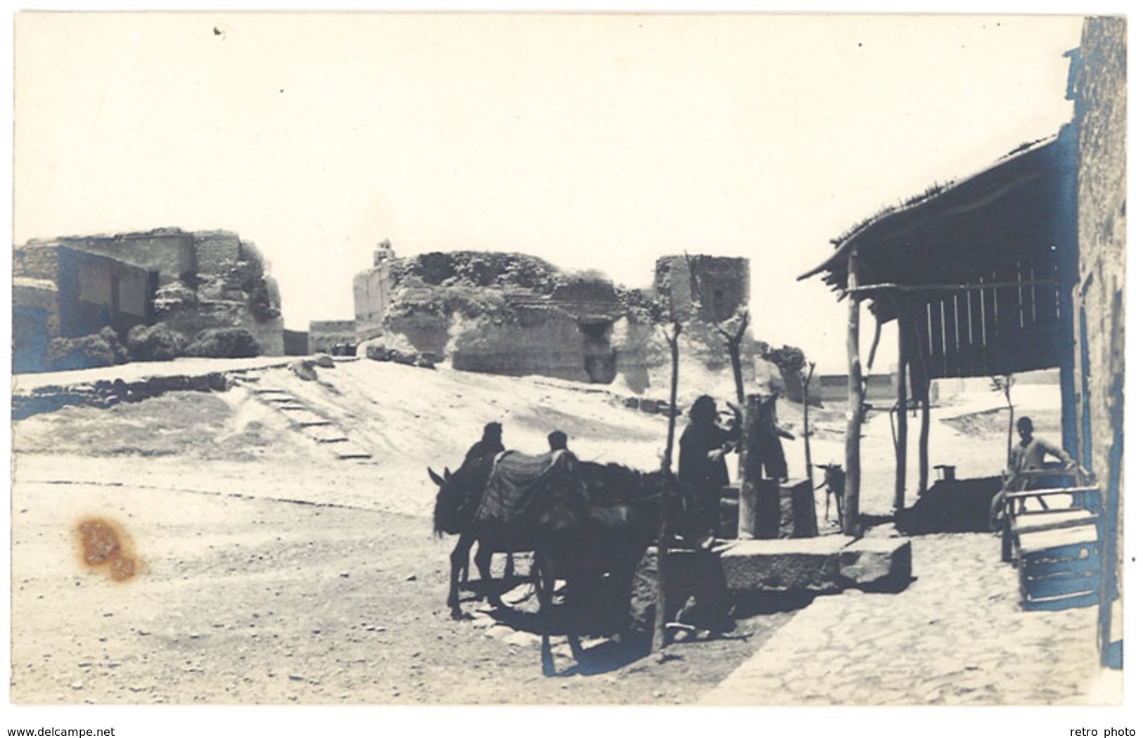 Cpa Carte-photo, Liban, Syrie, Palestine ? Devanture Maison, Ruines - Liban