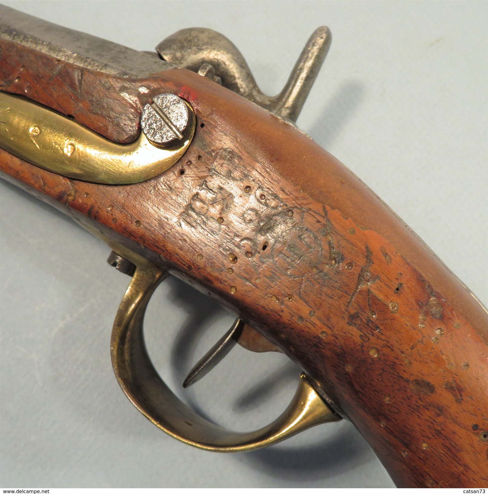 PISTOLET REGLEMENTAIRE MODELE 1822 T BIS AVEC BAGUETTE, BON ETAT DE FONCTIONNEMENT - Armes Neutralisées