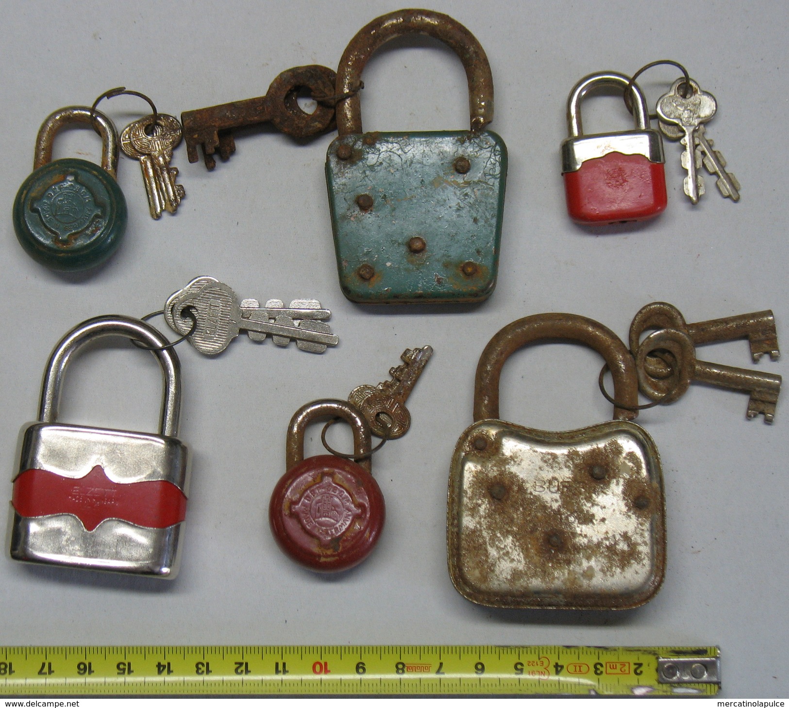 A2913  LUCCHETTI CADENAS PADLOCH PADLOCHE N.6 ANNI 40 / 50 C0N CHIAVI CHIAVE KEY KEYS Clès Clè - Ferro Battuto