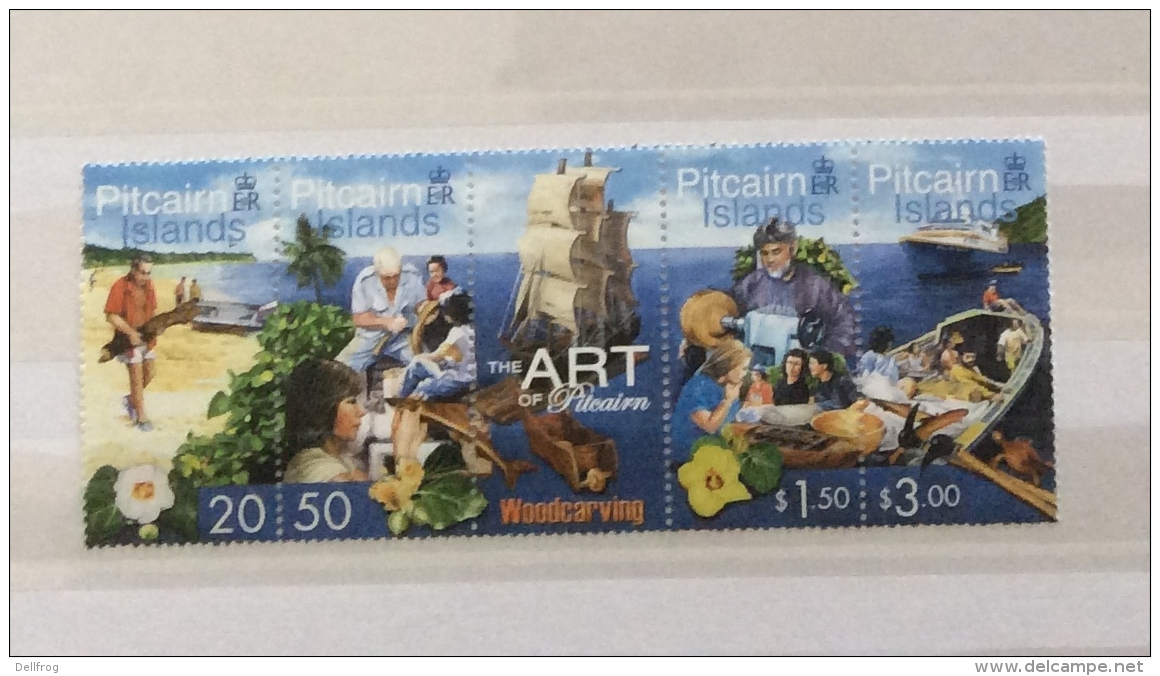 PITCAIRN ISLANDS 2001 WOODCARVING STRIP SET MNH - Pitcairn