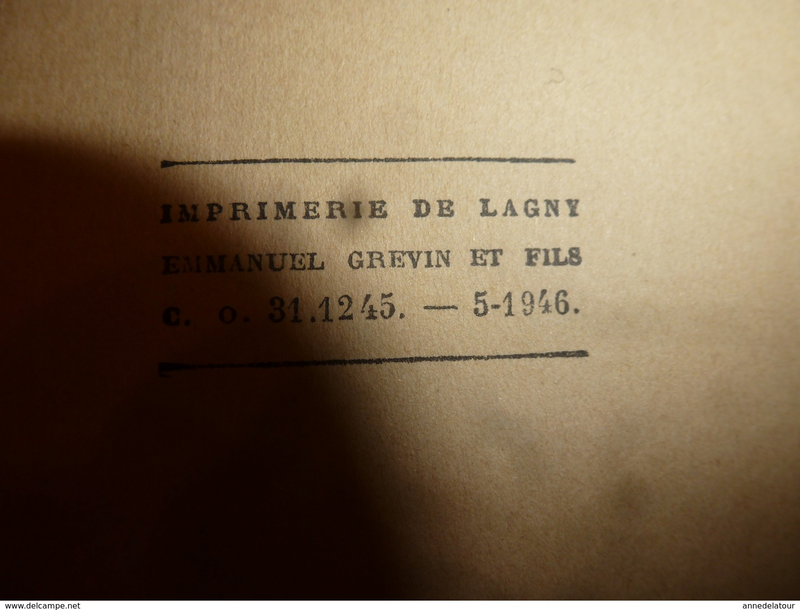 1946 Moeurs des insectes (cigale, mante, sphex ,criquet, etc )  par J. H. Fabre