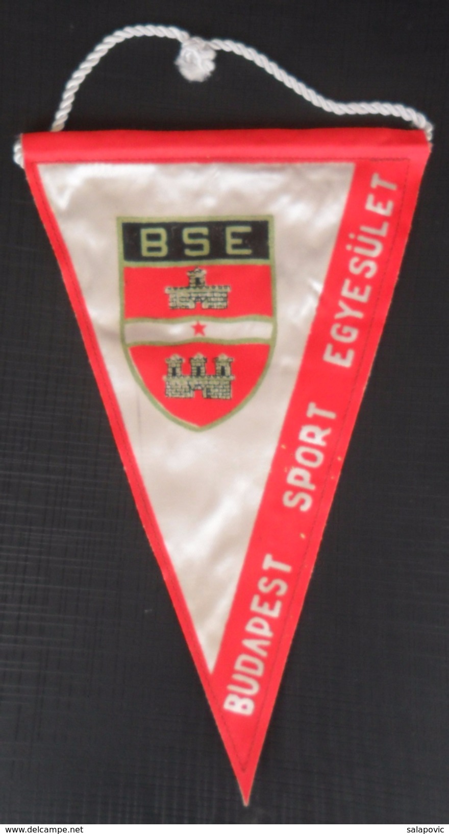 Budapest Sport Egyesület BSE Hungary FOOTBALL CLUB, SOCCER / FUTBOL / CALCIO, OLD PENNANT, SPORTS FLAG - Habillement, Souvenirs & Autres