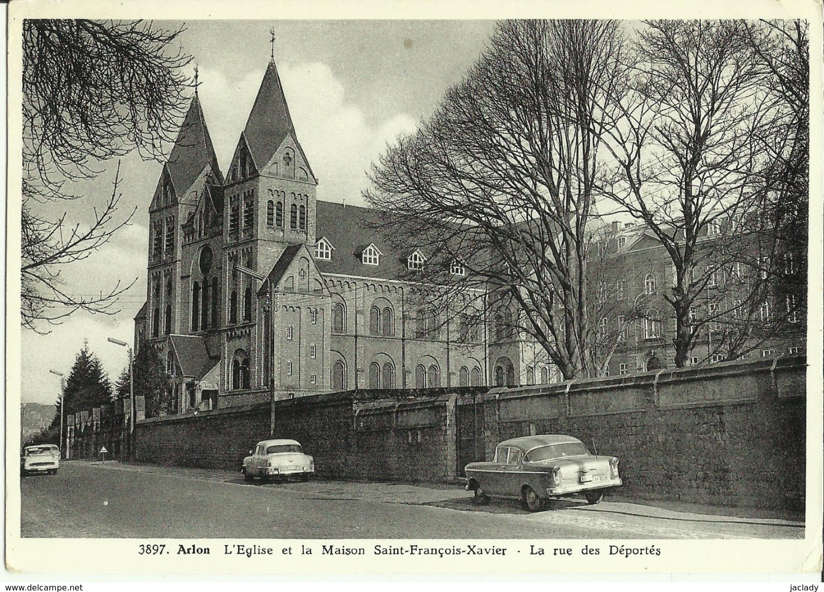 ARLON -- L' Eglise Et La Maison  Saint-François-Xavier - La Rue Des Déportés.     ( 2 Scans) - Arlon
