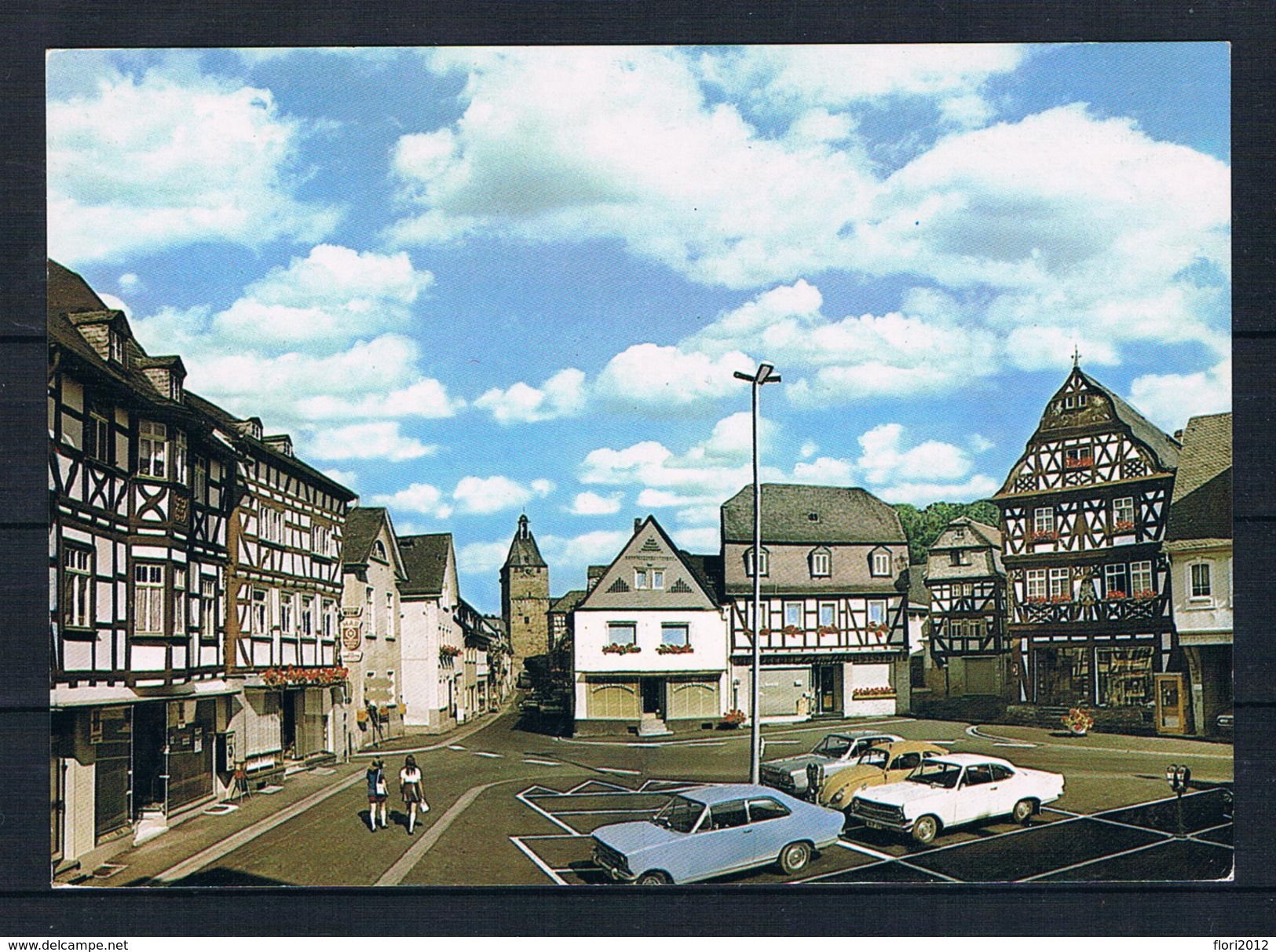 (2261) AK Bad Camberg - Marktplatz - Autos - Bad Camberg